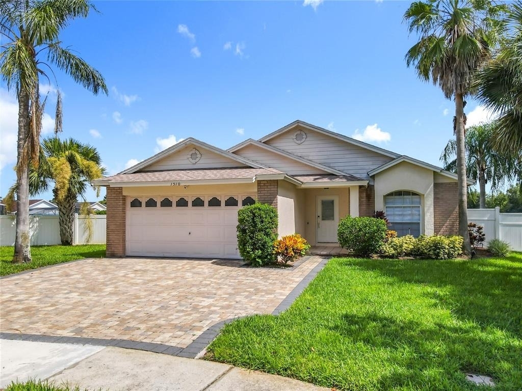 1510 Chapman Oak Court - Photo 4