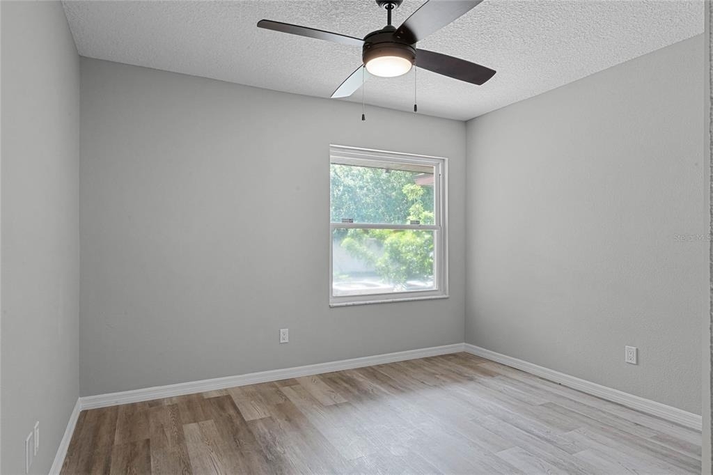 1067 Sophie Boulevard - Photo 14