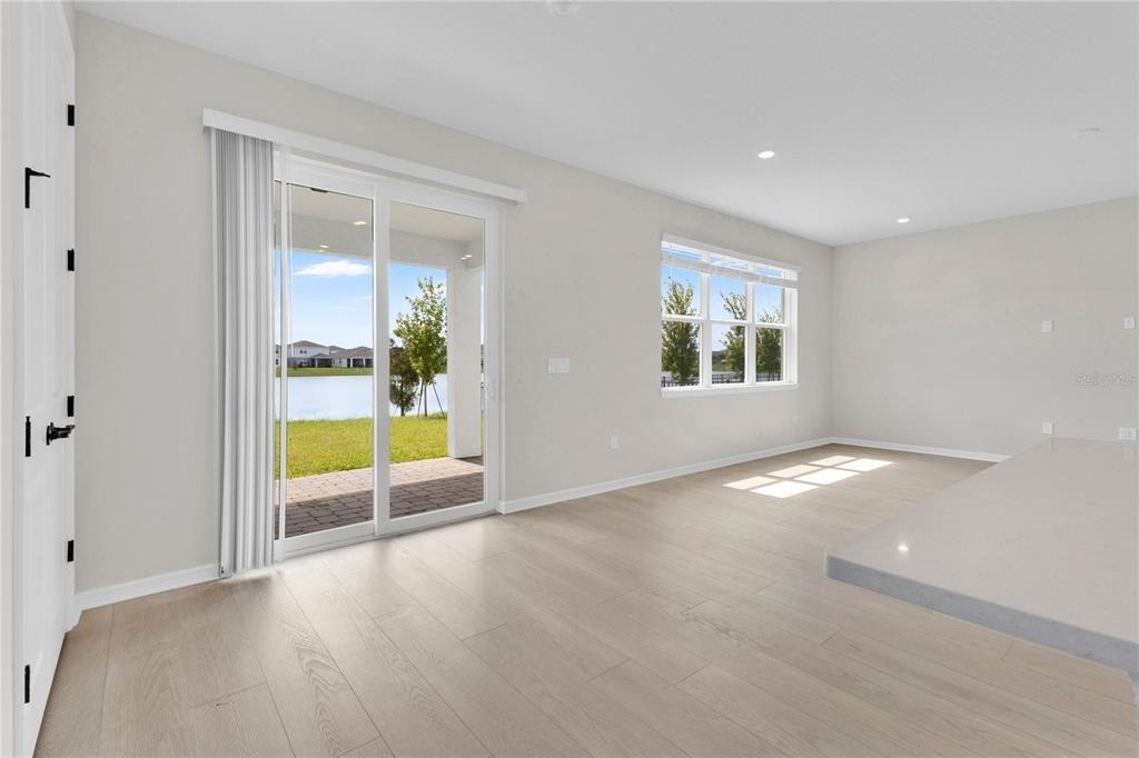 2644 Blowing Breeze Avenue - Photo 8