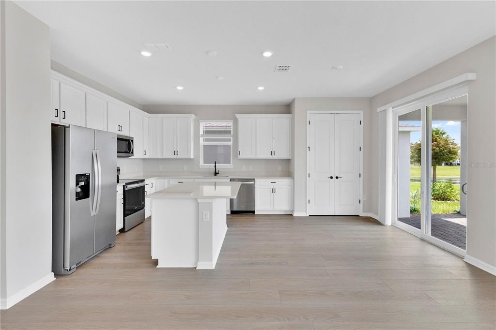 2644 Blowing Breeze Avenue - Photo 4