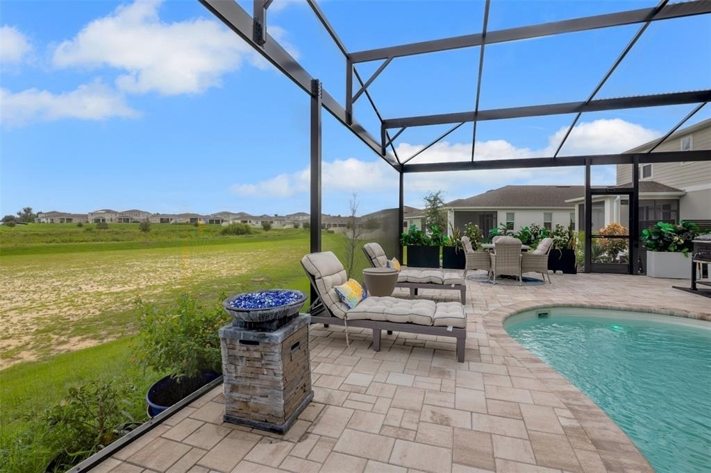904 Griffon Avenue - Photo 28