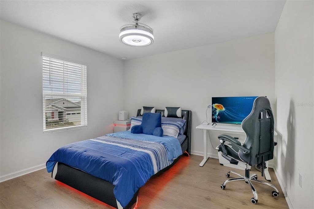 904 Griffon Avenue - Photo 47
