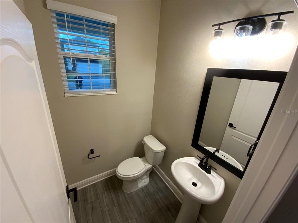 1355 Greenfield Loop - Photo 4