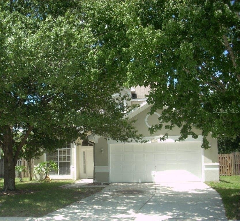 828 Garden Glen Loop - Photo 0