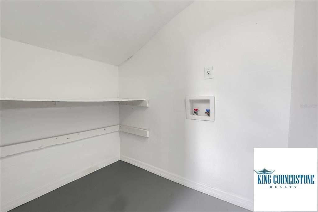 1544 Candlewyck Drive - Photo 15