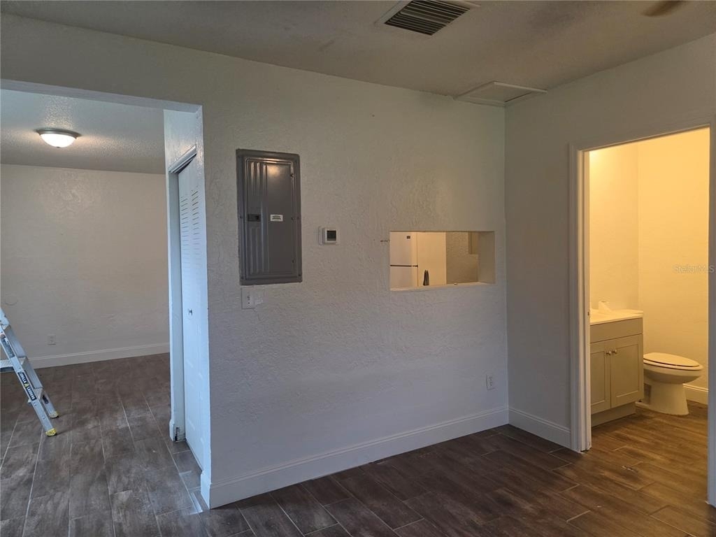 648 Northern Road - Photo 6