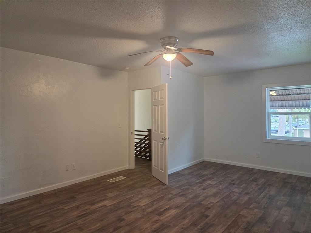 648 Northern Road - Photo 10