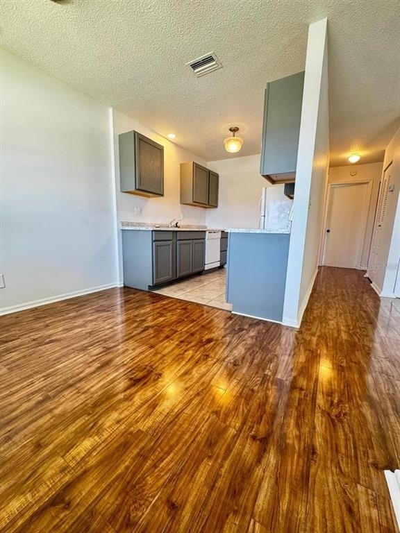 840 Center Avenue - Photo 13