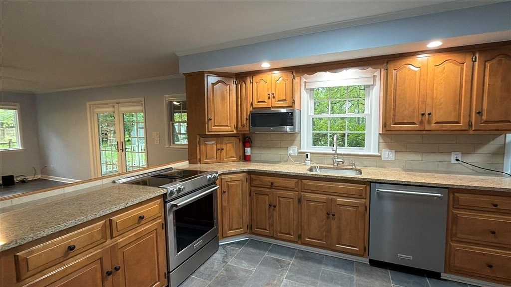 1967 Robin Court - Photo 11