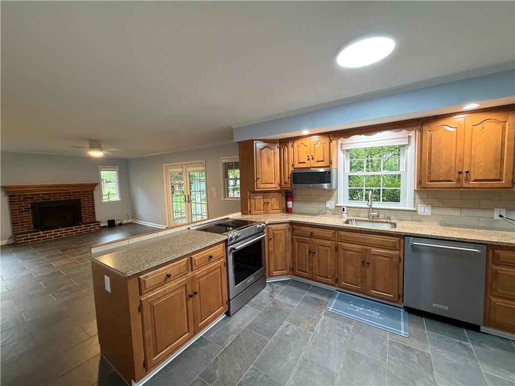 1967 Robin Court - Photo 10