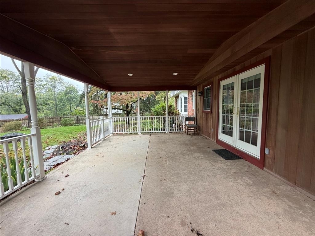 1967 Robin Court - Photo 6