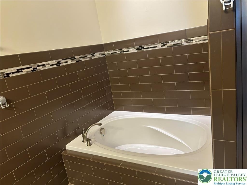 3561 Windsor Court - Photo 24