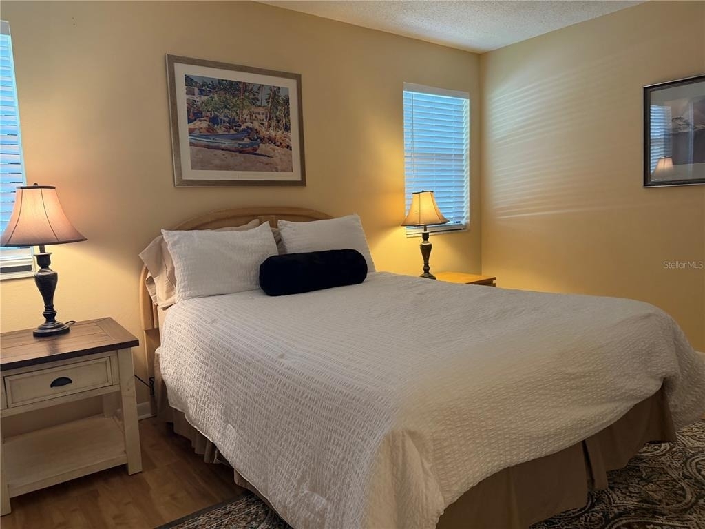 634 Bird Bay Drive E - Photo 8