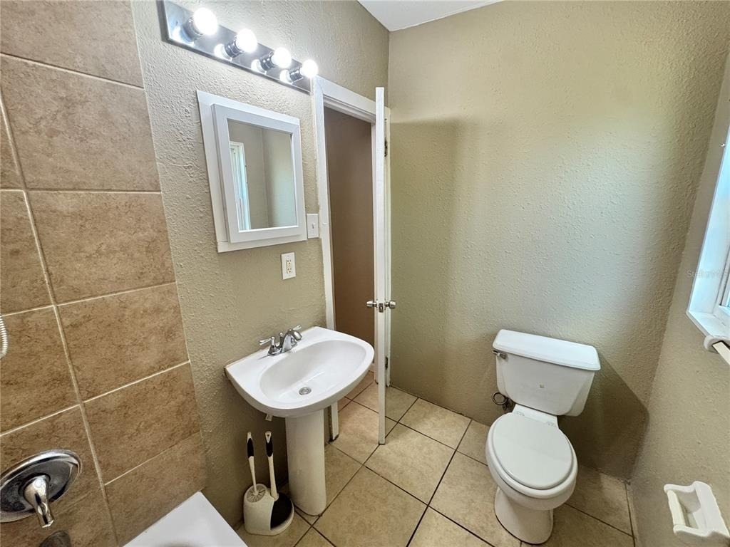 607 Danvers Street - Photo 11
