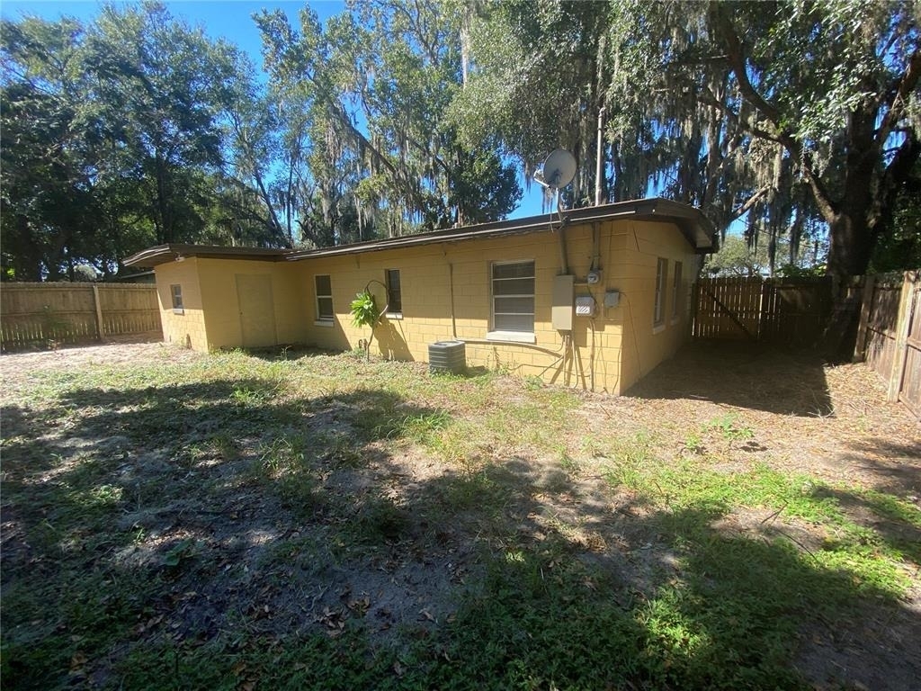 615 Danvers Street - Photo 12