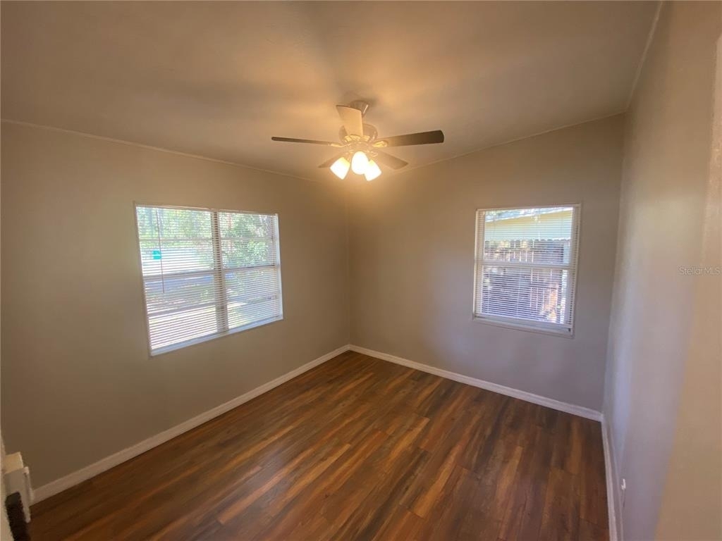 615 Danvers Street - Photo 10