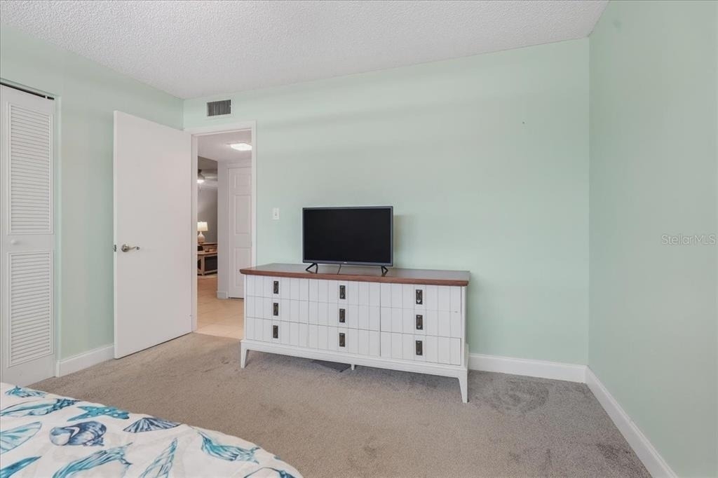 7540 Bay Island Drive S - Photo 26