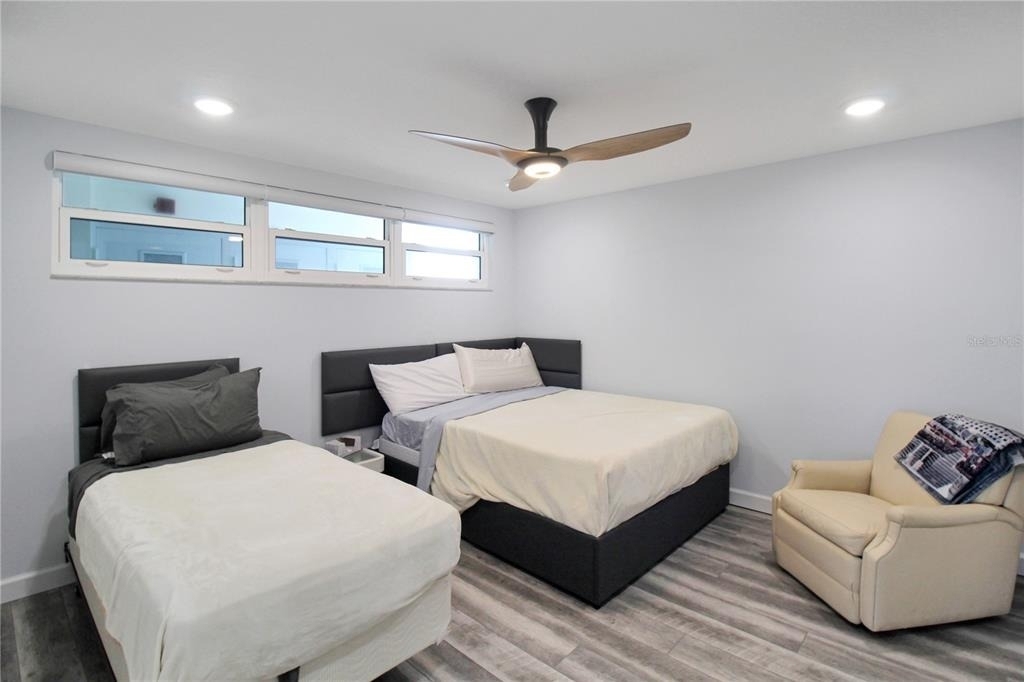 633 Alhambra Road - Photo 17
