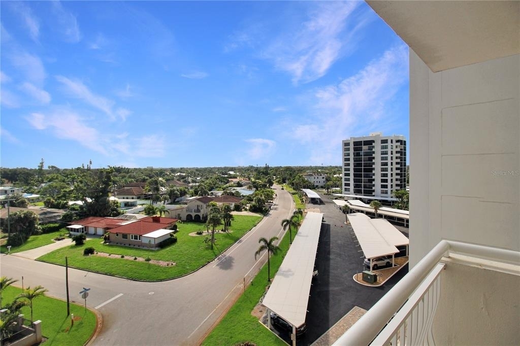 633 Alhambra Road - Photo 5