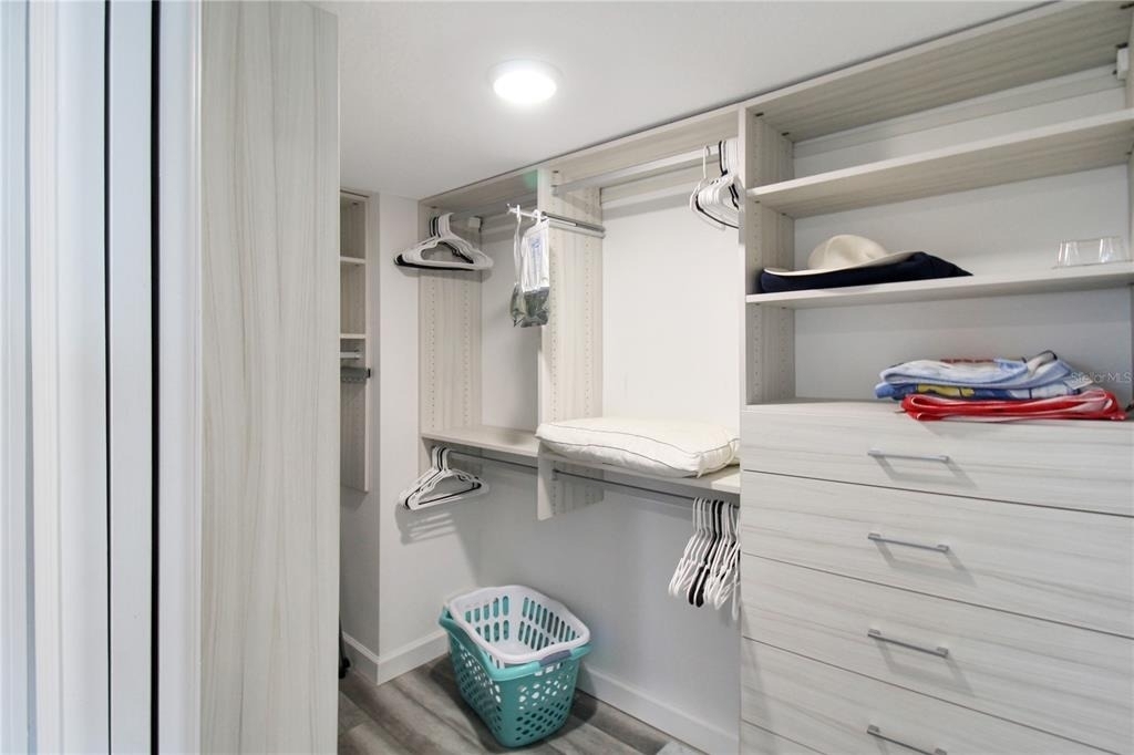 633 Alhambra Road - Photo 45