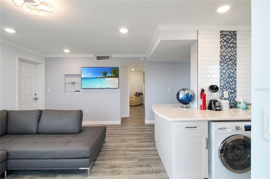633 Alhambra Road - Photo 13