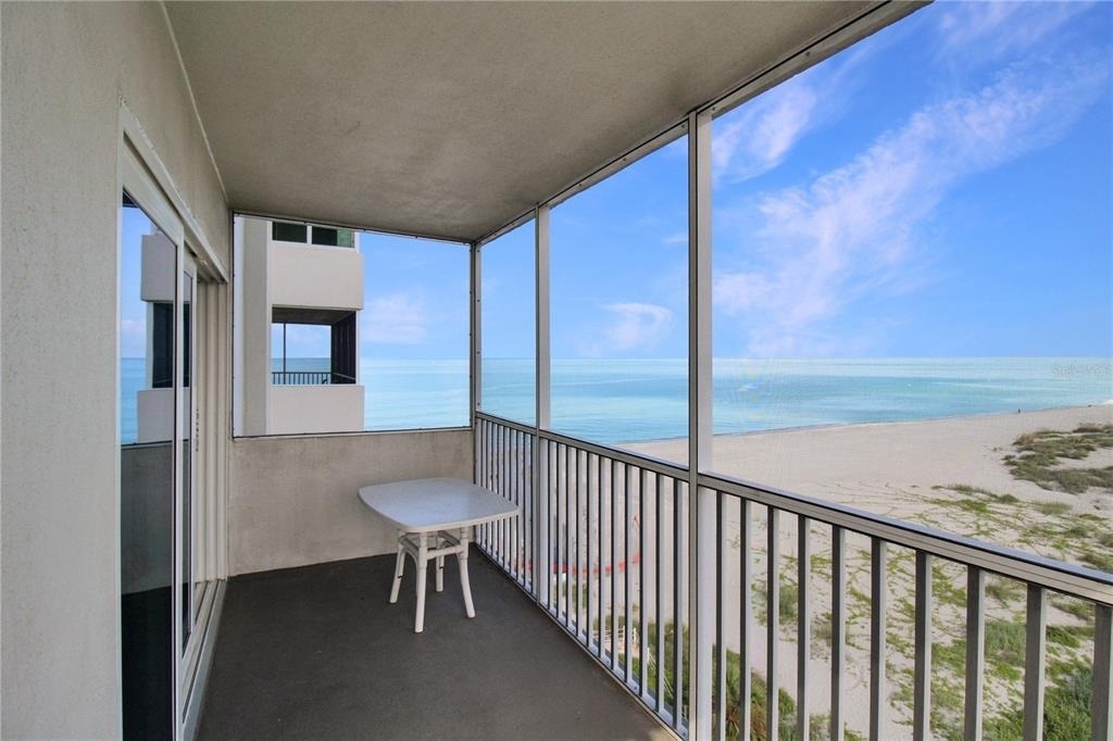 633 Alhambra Road - Photo 12