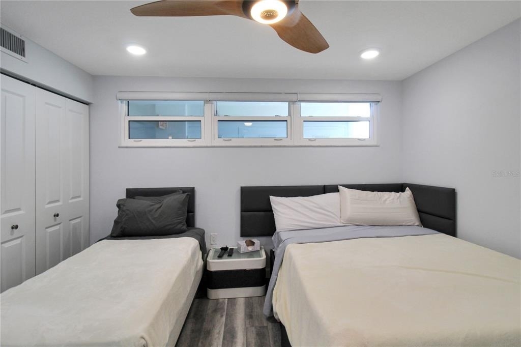 633 Alhambra Road - Photo 18
