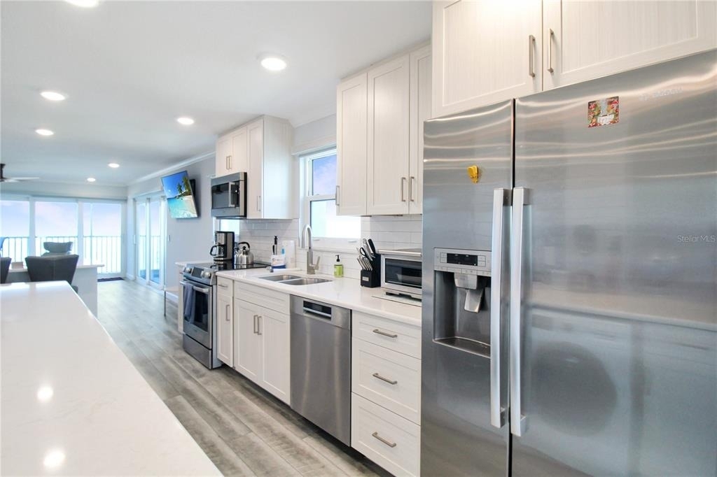 633 Alhambra Road - Photo 28