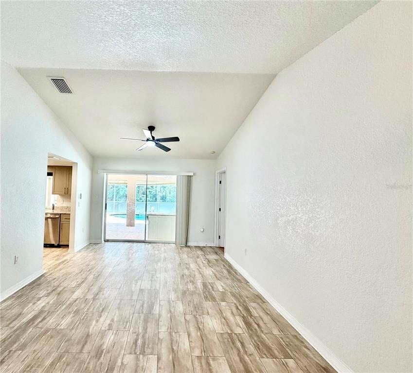 510 Border Street - Photo 4