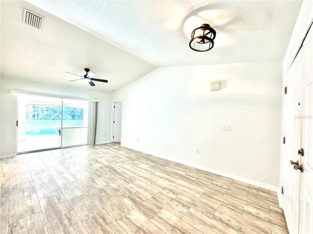 510 Border Street - Photo 3