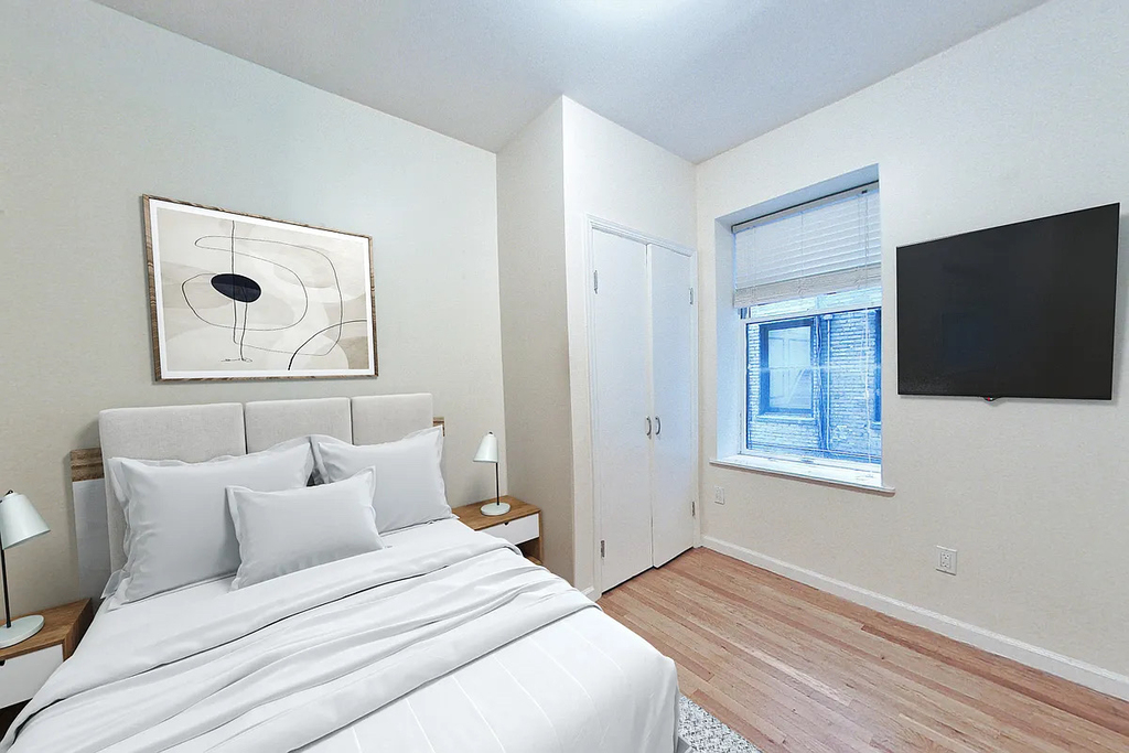207 West 11th Street - Photo 3