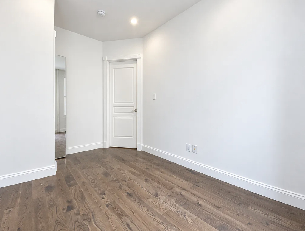 3620 Broadway - Photo 7