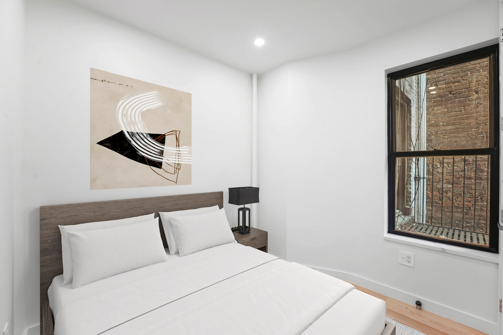 159 Prince Street - Photo 2