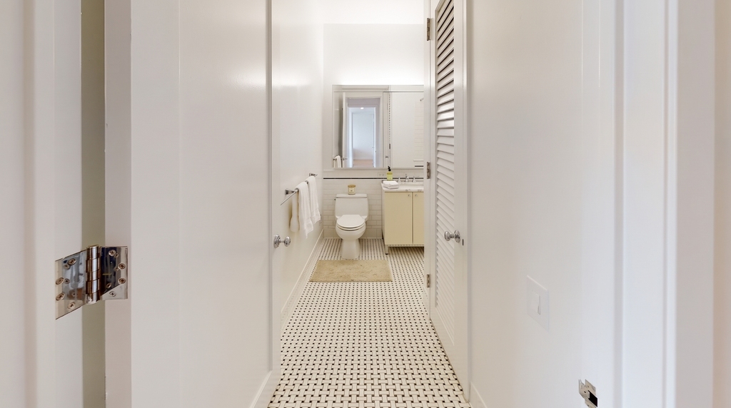 808 Columbus Avenue - Photo 3