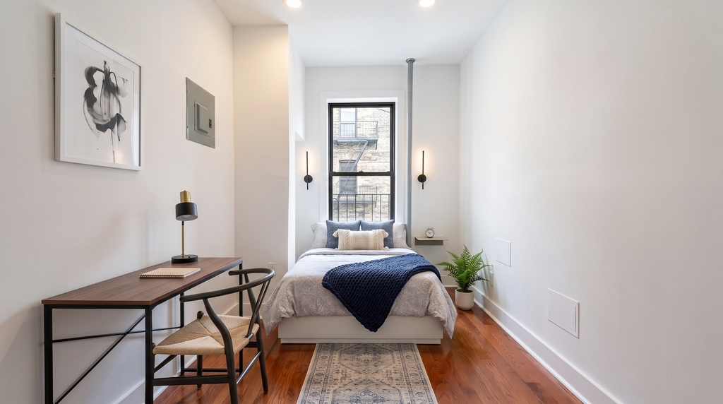 730 Amsterdam Avenue - Photo 3