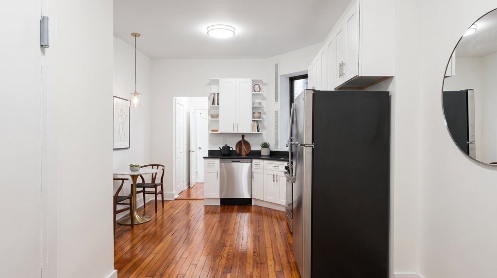 730 Amsterdam Avenue - Photo 4