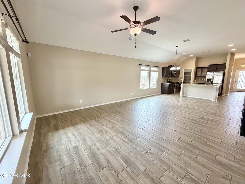 14908 Tierra Coruna Avenue - Photo 14
