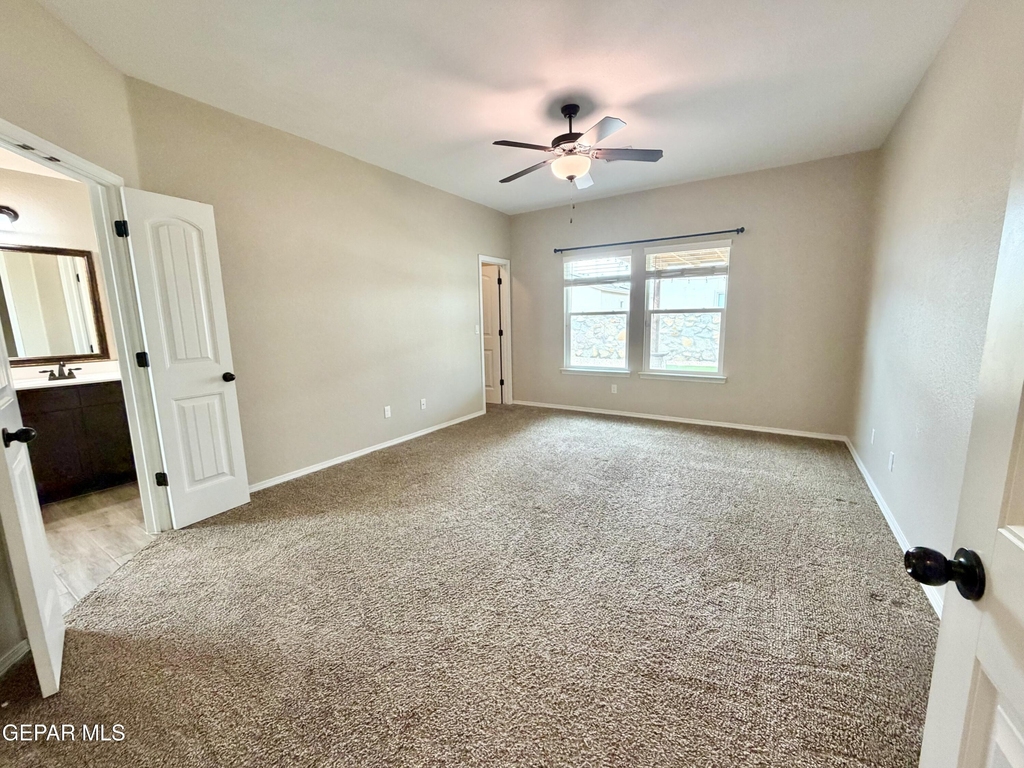 14908 Tierra Coruna Avenue - Photo 15