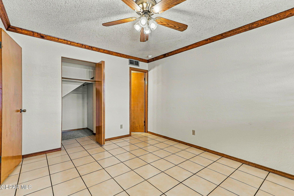 1377 Vista Granada Drive - Photo 4