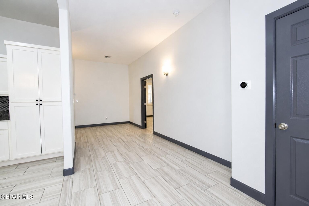 6036 Oleaster Drive - Photo 10