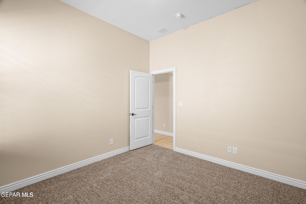 14860 Harry Flournoy Avenue - Photo 13