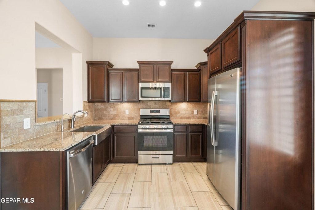 14860 Harry Flournoy Avenue - Photo 23