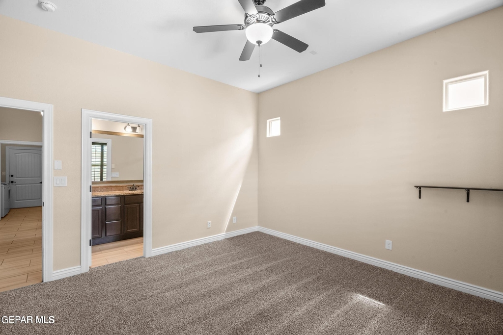 14860 Harry Flournoy Avenue - Photo 18