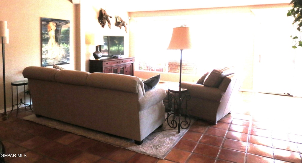 4574 Weeping Willow Drive - Photo 8