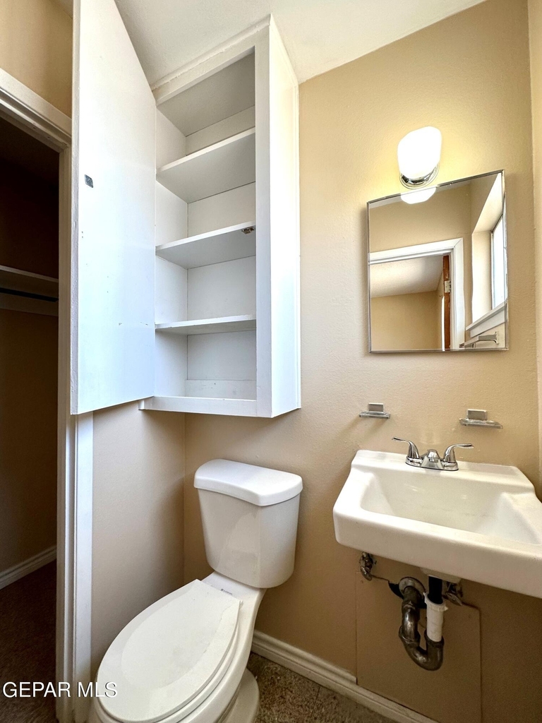 10241 Kellogg Street - Photo 14