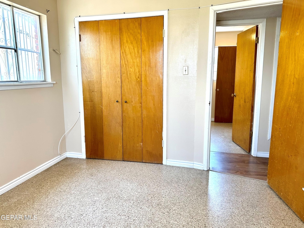 10241 Kellogg Street - Photo 12