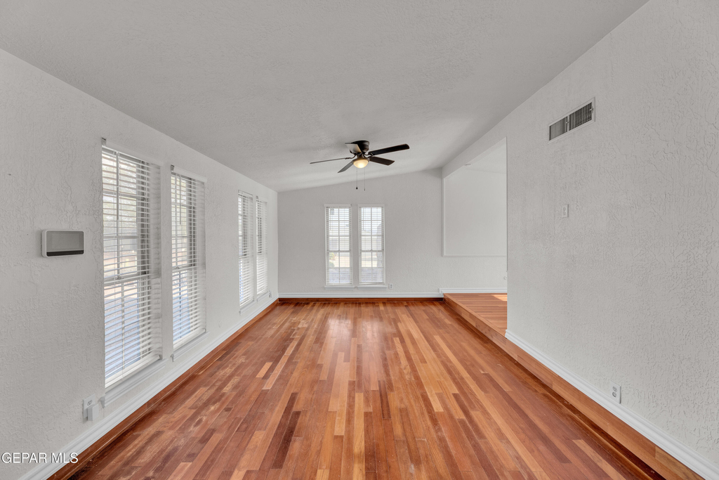 6637 Mariposa Drive - Photo 6