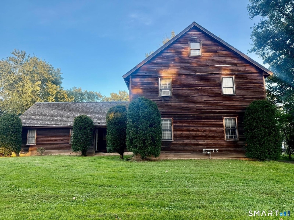 388 Middletown Avenue - Photo 0