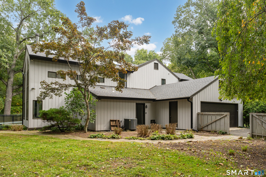 200 Deer Lane - Photo 1