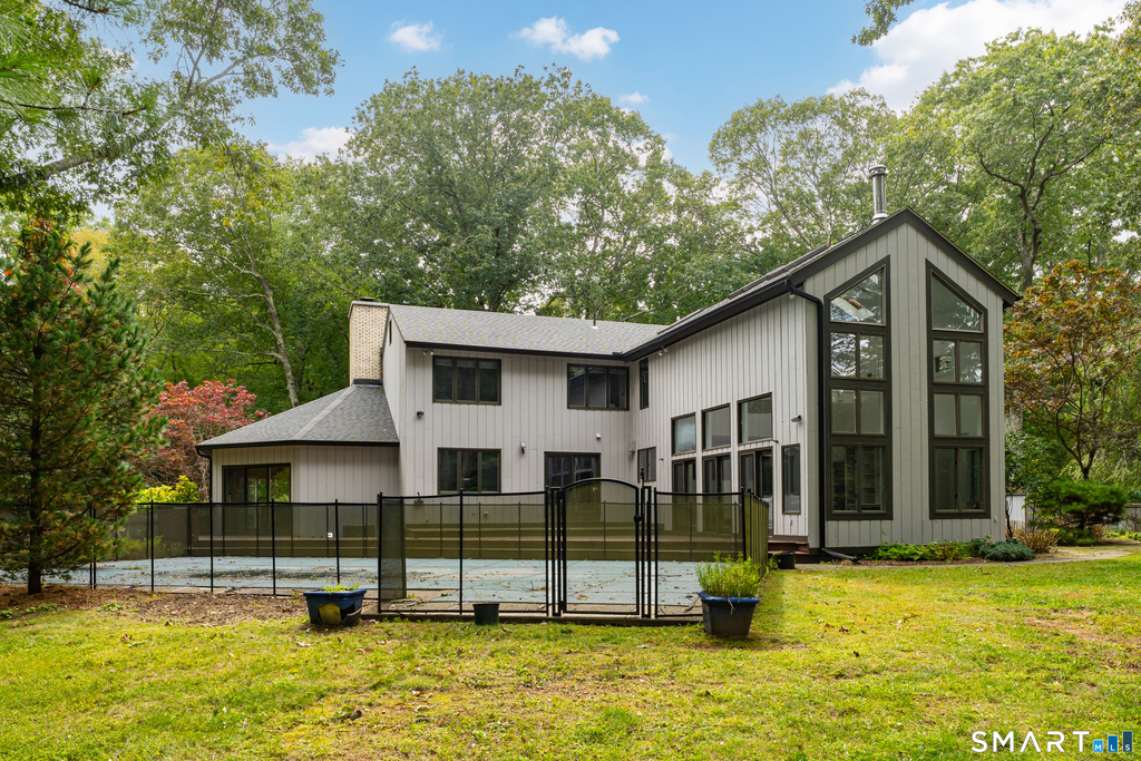200 Deer Lane - Photo 2
